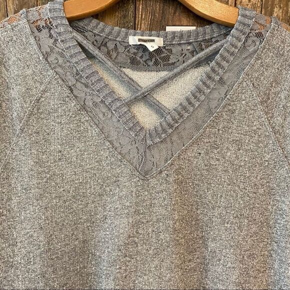 Maurices Sz S NWT Gray Lace Lagenlook Relaxed Fit Cotton Sweater - Picture 7 of 11